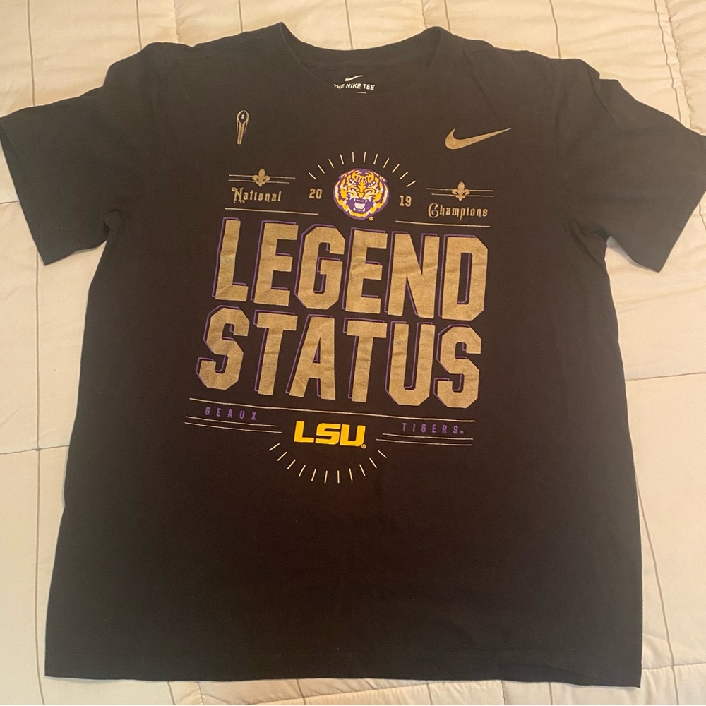 Nike LSU 2019 Champions Legend Status tshirt